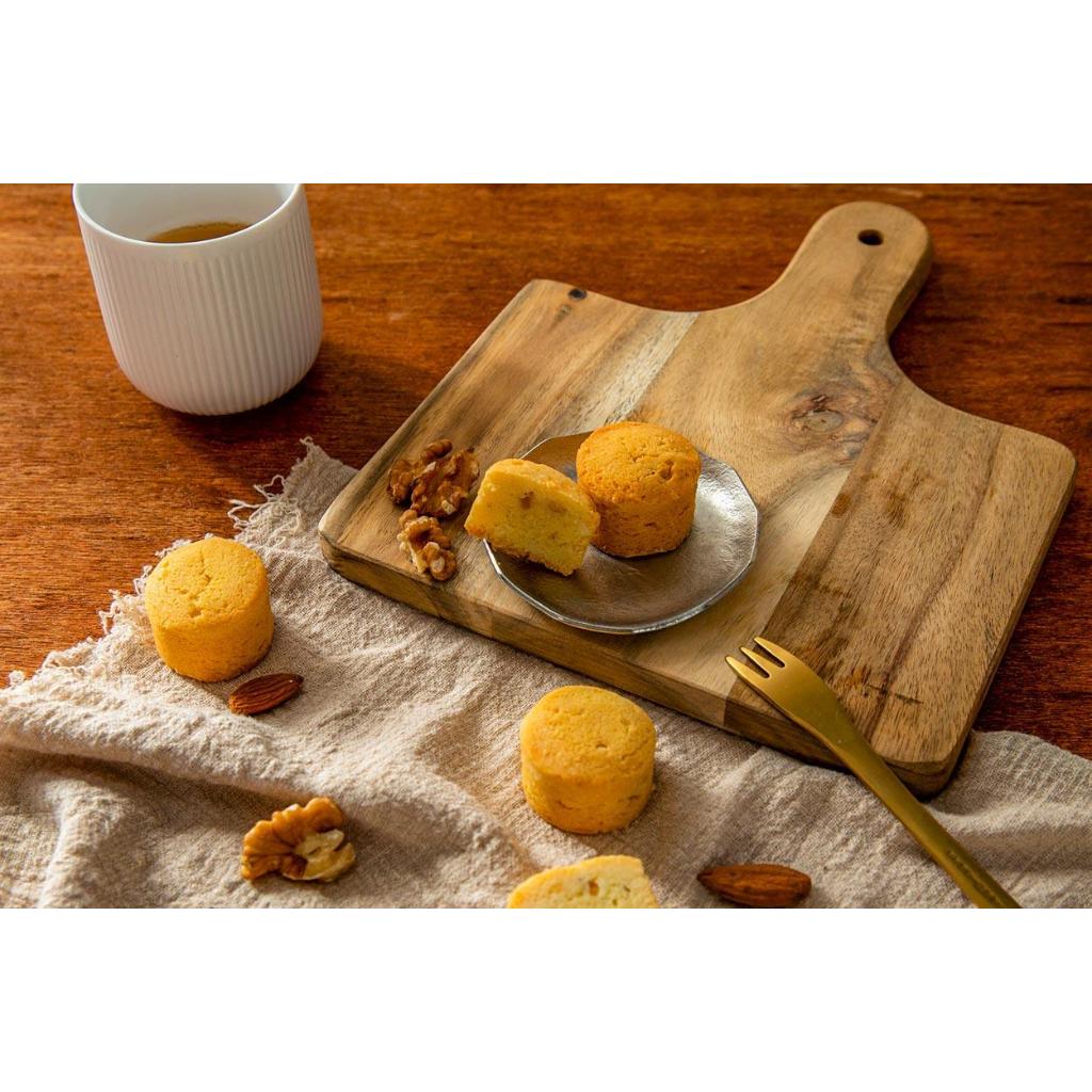 

Jiu Zhen Nan walnut almond cake taiwan import 9pcs kacang nastar kue basah kering gurih manis sehat