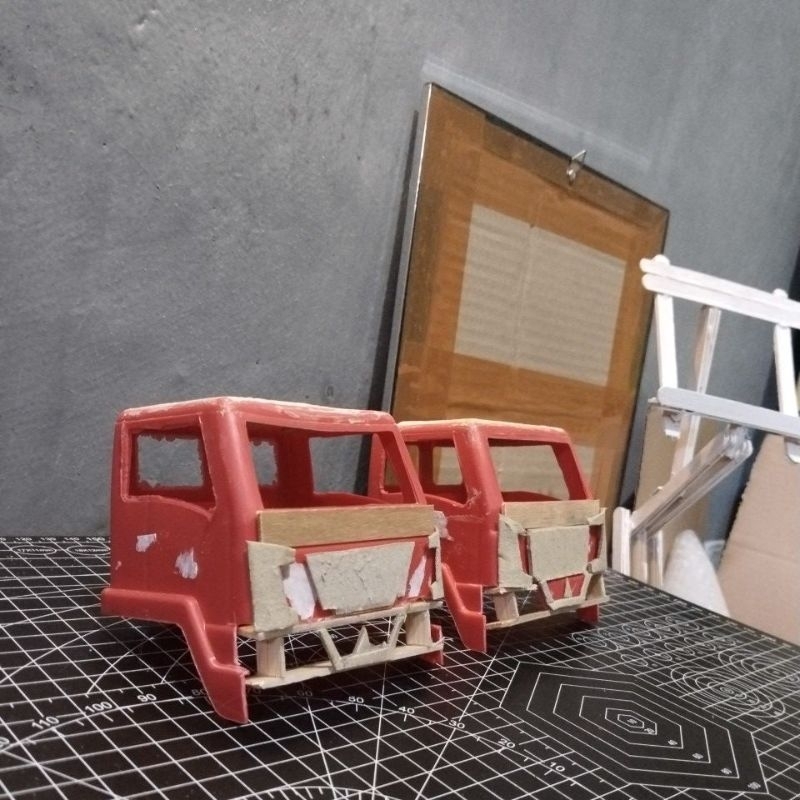 kabin canter miniatur truk plastik