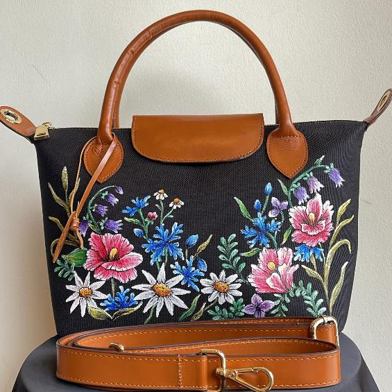 LC BAG Series Kanvas Variasi Kulit size M Tas Lukis Kanvas Variasi Kulit Ukuran M By Zenea Lukis