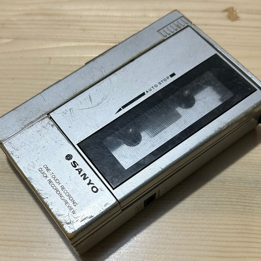 SANYO Walkman one Touch recording M 1010 bekas