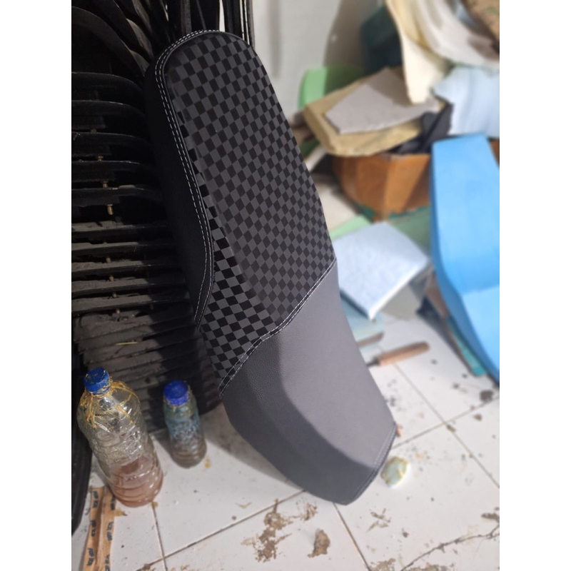 kulit jok motor mio sporty model xride motif catur mbtech