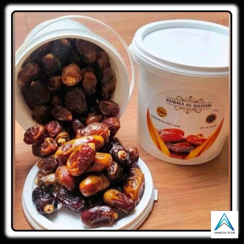 

Kurma Al Qassim Ember Asli 500 Gram /Kurma Al Qaseem (1 Ember)