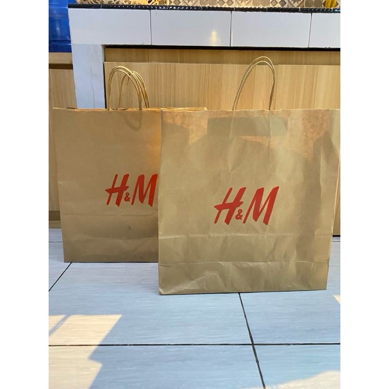 

JANGAN DI CHECK OUT , PAPER BAG H&M FREE