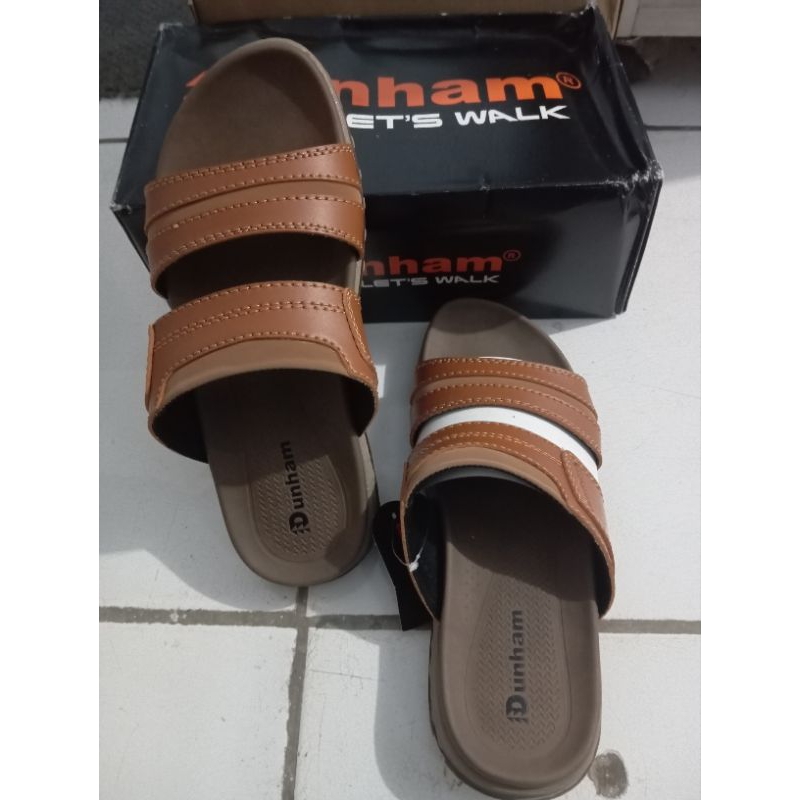 Dunham sandal formal pria