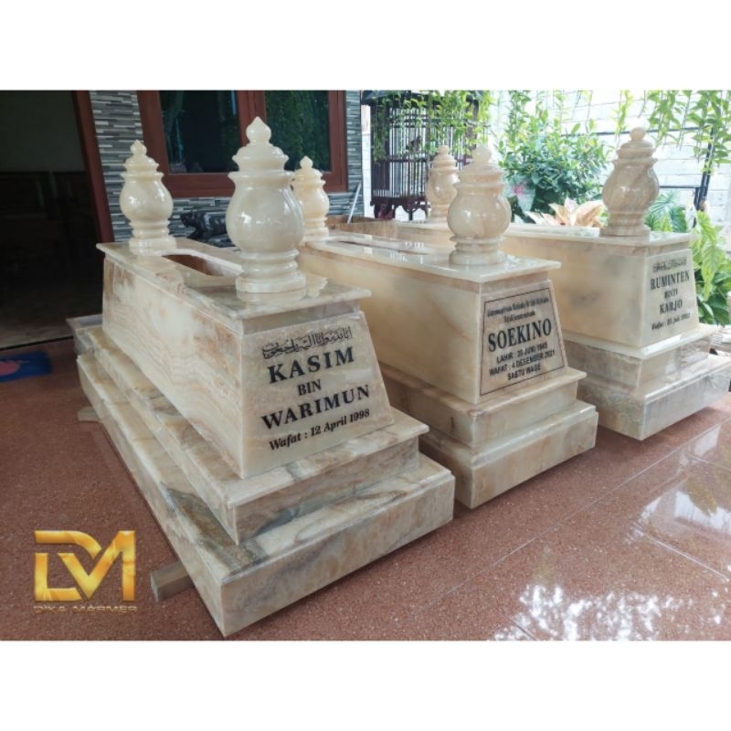 Kijing Makam Bahan Batu Onyx Mengkilap Model Jawa Mataram