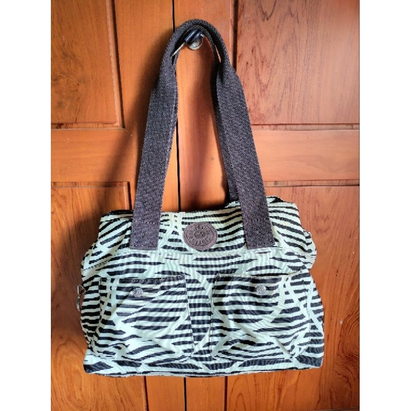 Tas Kipling second preloved