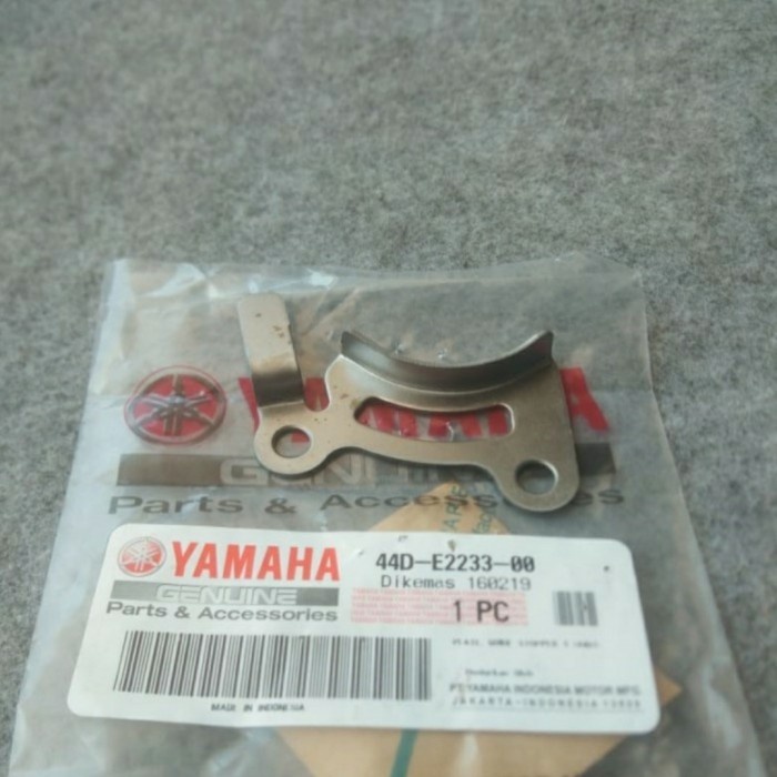 Plat Guide Stopper Karet Tensioner Xeon 125 44D-E2233-00