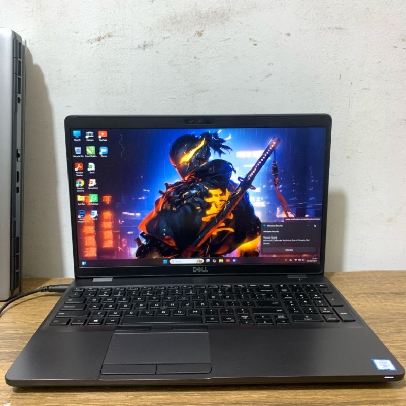 DELL PRECISION 3541 core i7 gen 9