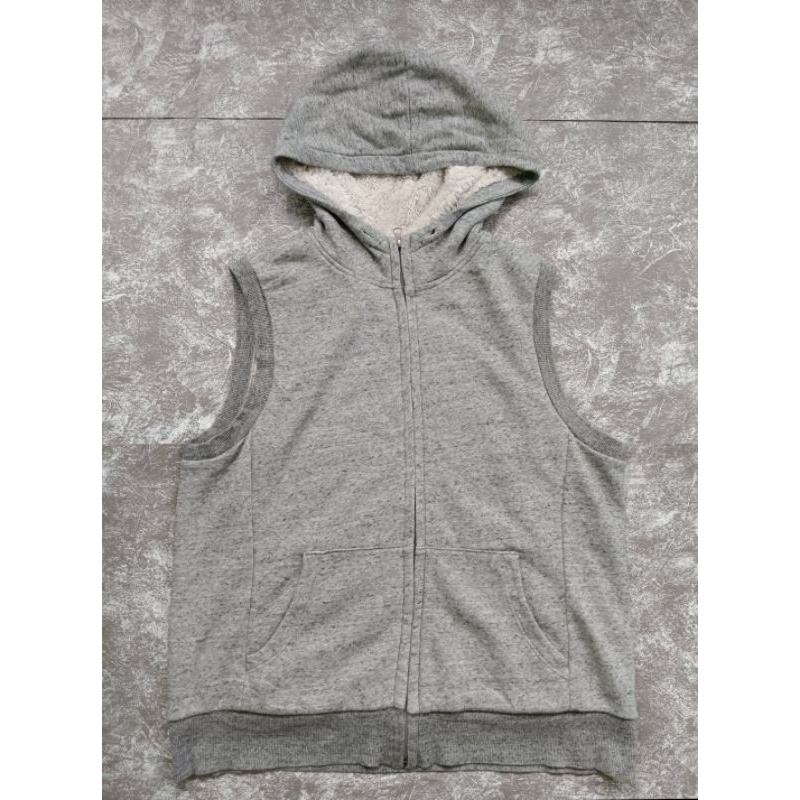 ZIP ROMPI HOODIE SHERPA UNIQLO XL SECOND