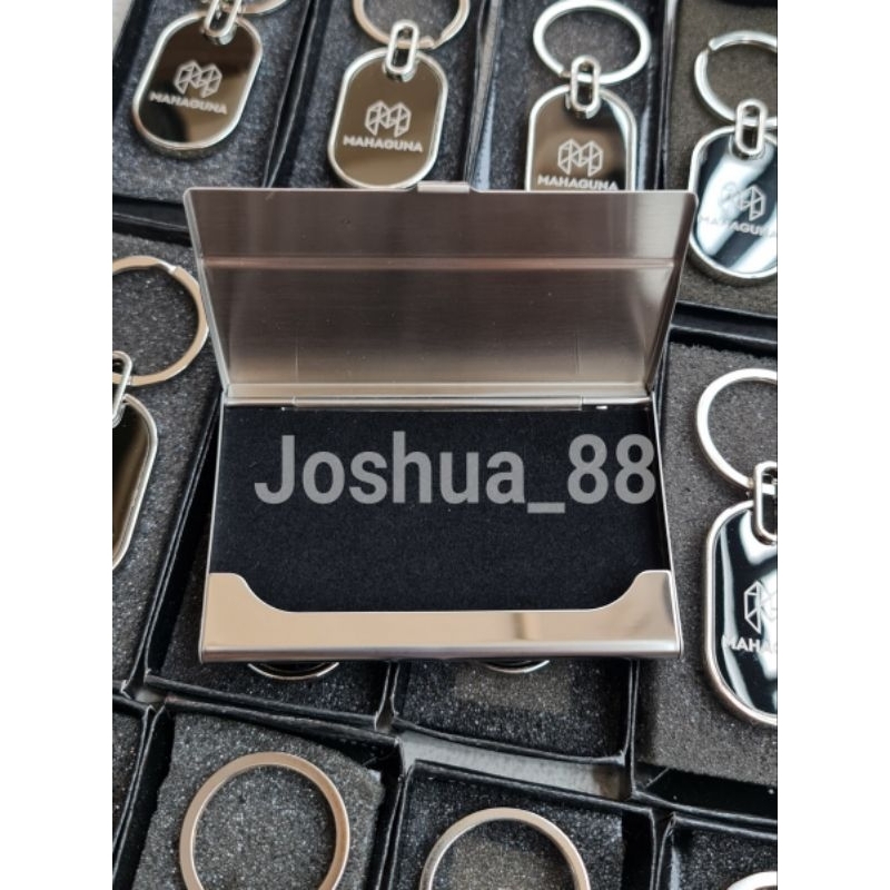 

Tempat Card Nama Stainless Bisa Custom Ukir Logo Bisa Pesan Gambar/Nama Sendiri