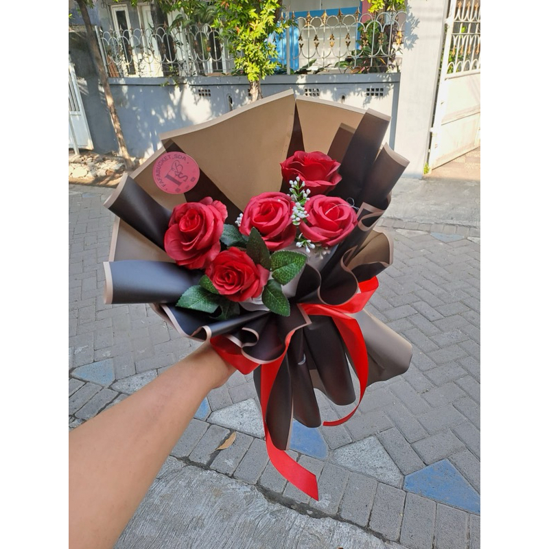 buket flower hitam merah premium