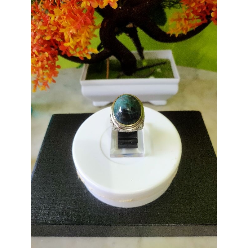 Batu Bacan Kembang