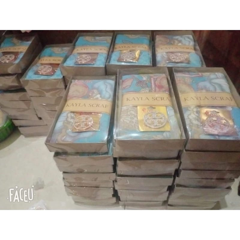 

Box Hijab 11,5*22*3 Tutup Full Mika Vintage Harga Per Pcs