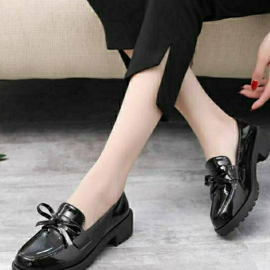 Terjangkau Sepatu Wanita  Sepatu Loafers Wanita  Sepatu Slavina  Bisa COD