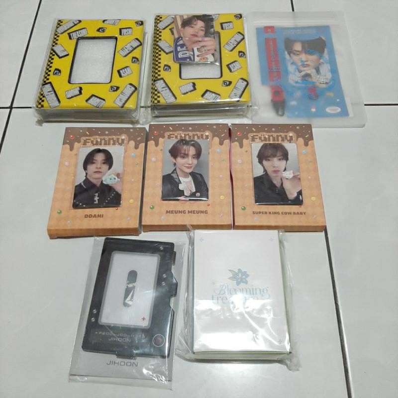 Treasure MD Reboot 3rd Anniversary Funny Blooming World Phone Tag Cahol Card Holder Binder Kolbuk Br