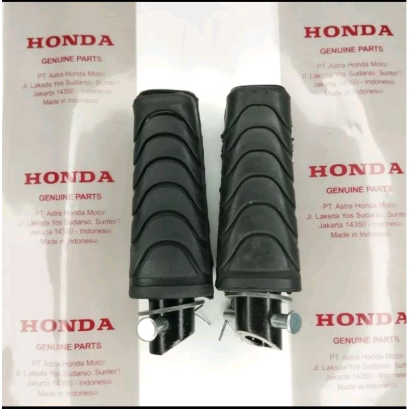 PIJAKAN KAKI BELAKANG FOOTSTEP ORIGINAL BEAT Vario 125 dan Vario 150 led