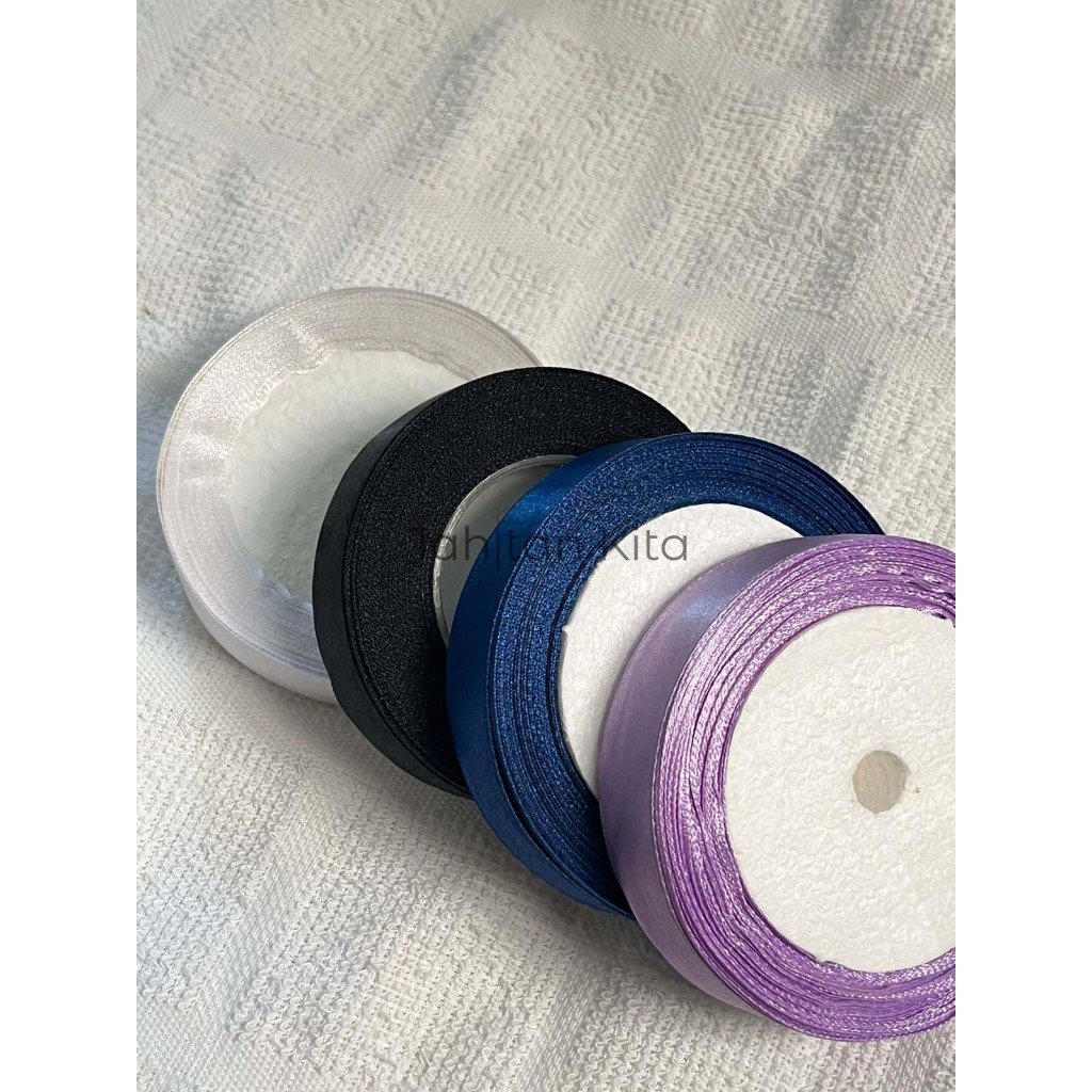 

PITA SATIN 2 CM 3/4 INCH PER ROLL 20 YARD BERBAGAI WARNA