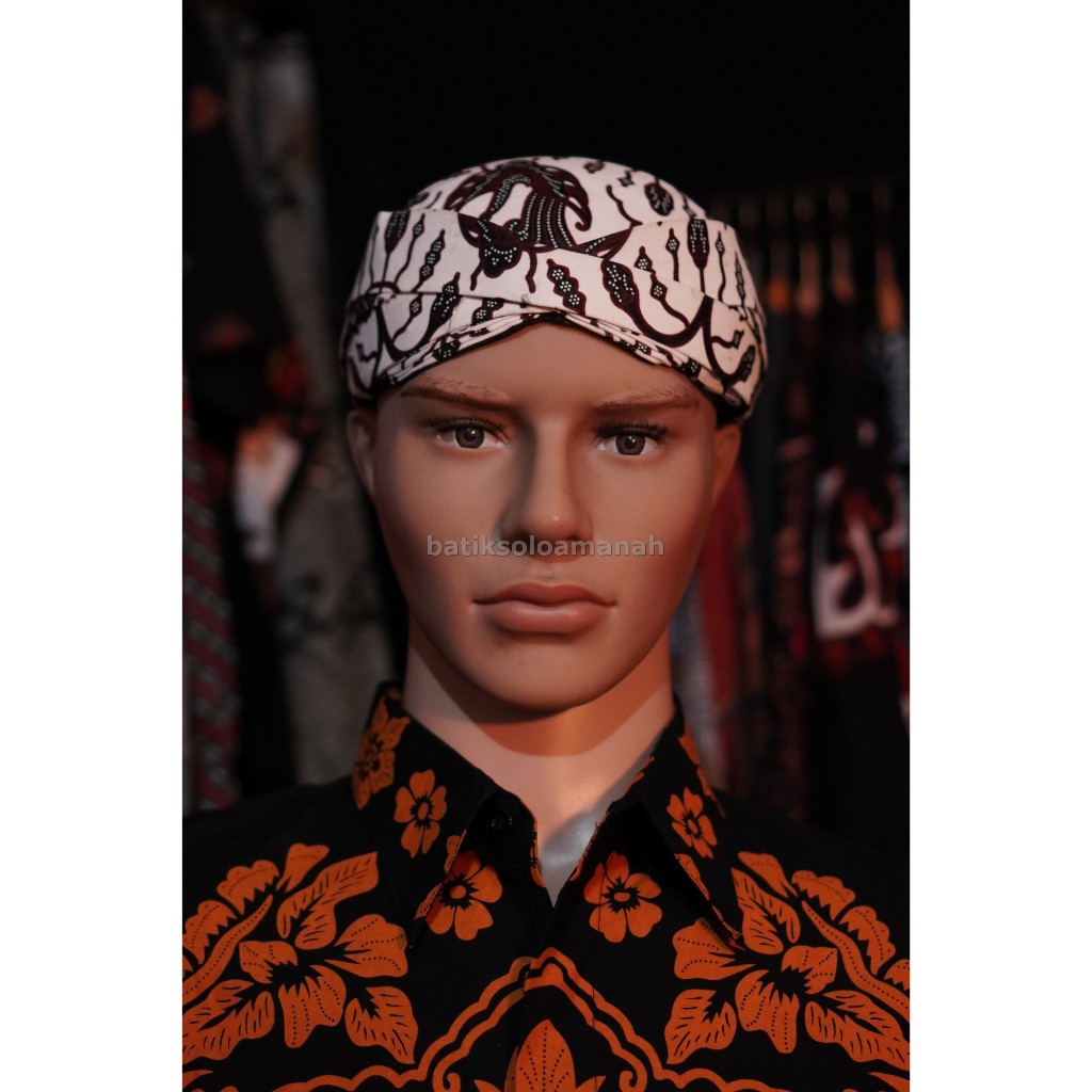 BLANGKON SOLO MOTIF WAHYU TUMURUN KLASIK WARNA PUTIH DEWASA BATIKSOLOAMANAH JEBEH PAKING KARDUS