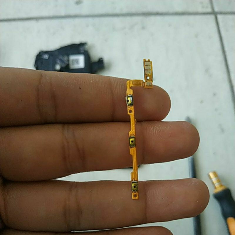 Flexibel on/off + volume bekas infinix smart 5