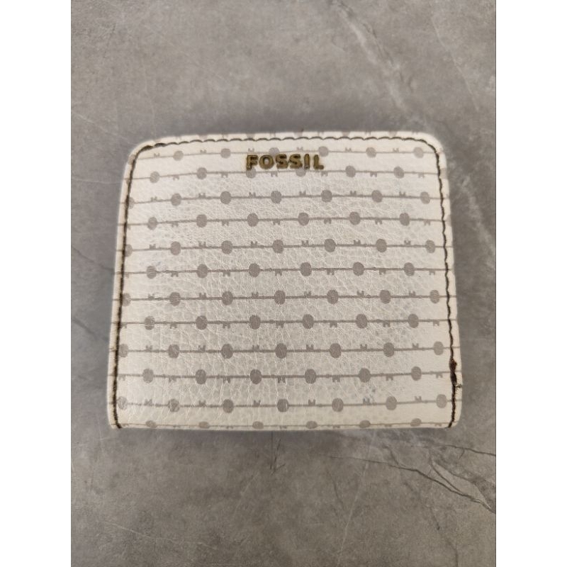 preloved Fossil wallet small bifold