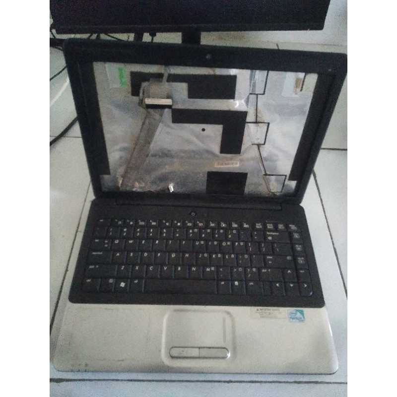 Laptop Compaq Presario CQ40 CQ 40