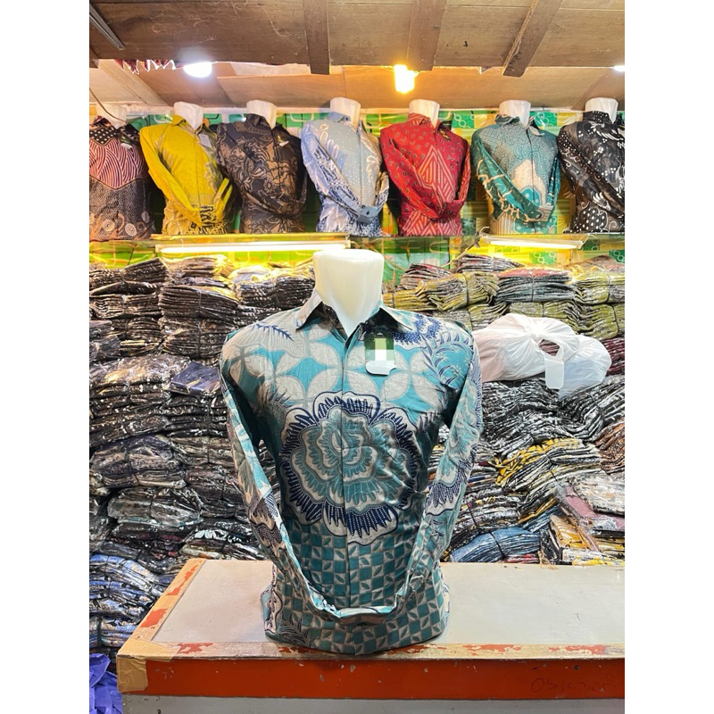 Couple batik blouse dan kemeja pria tangan panjang warna biru wardah