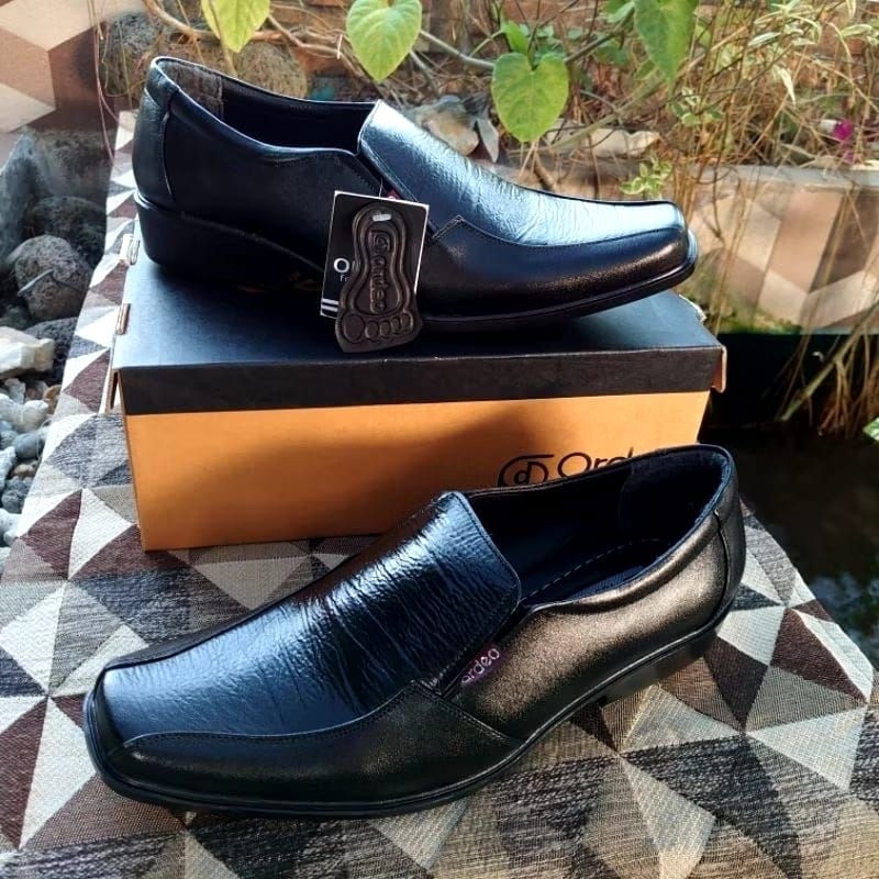 sepatu kulit casual pria kwalitas premium