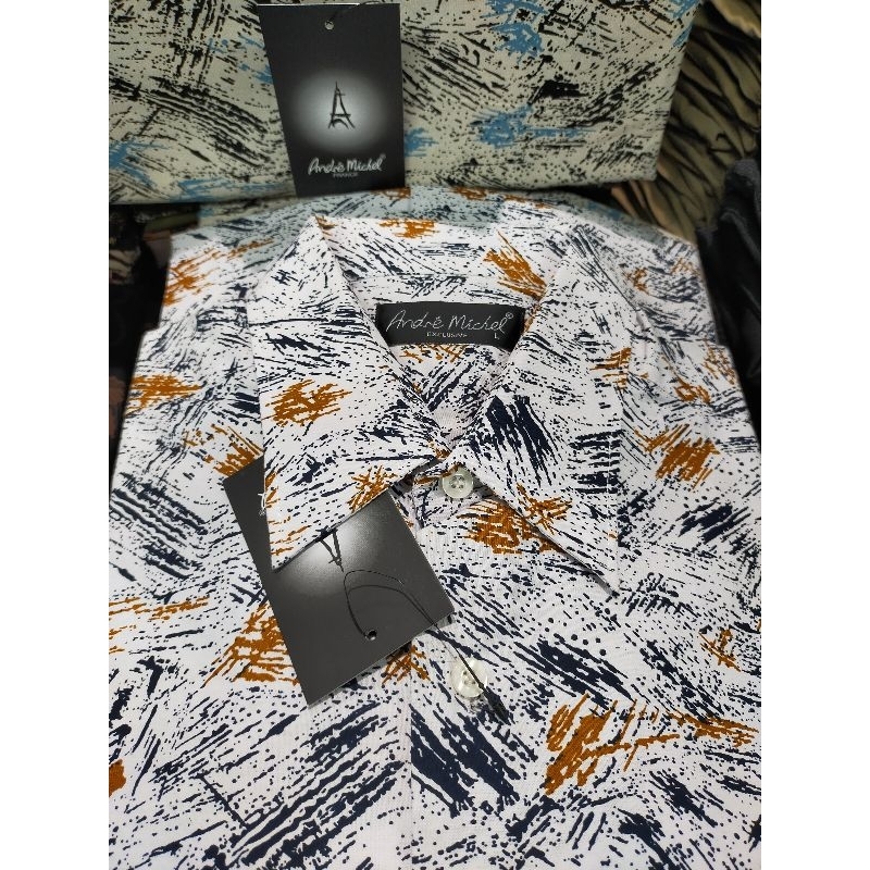 Kemeja ANDRE MICHEL