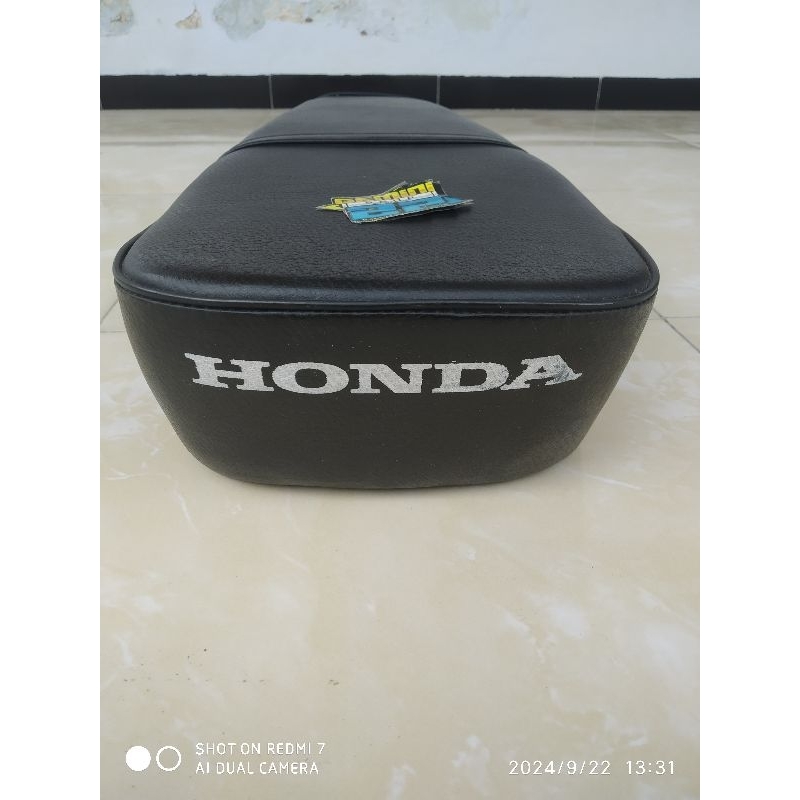 JOG HONDA S90 TAHUN 66-69 SADEL JOG HONDA S90
