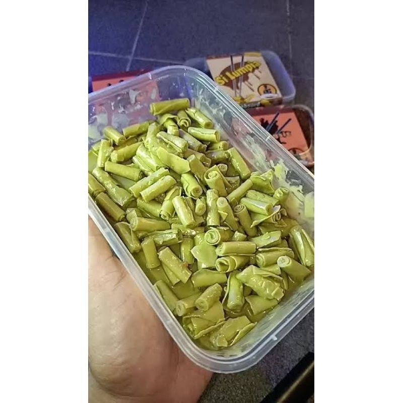 

1kg PANGSIT ROLL COKLAT GREEN TEA RENYAH CEMILAN SNACK ZAHRA