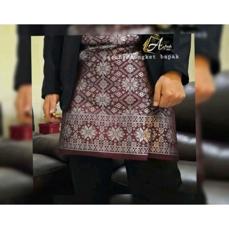 rumpak melayu/ sarung songket pria