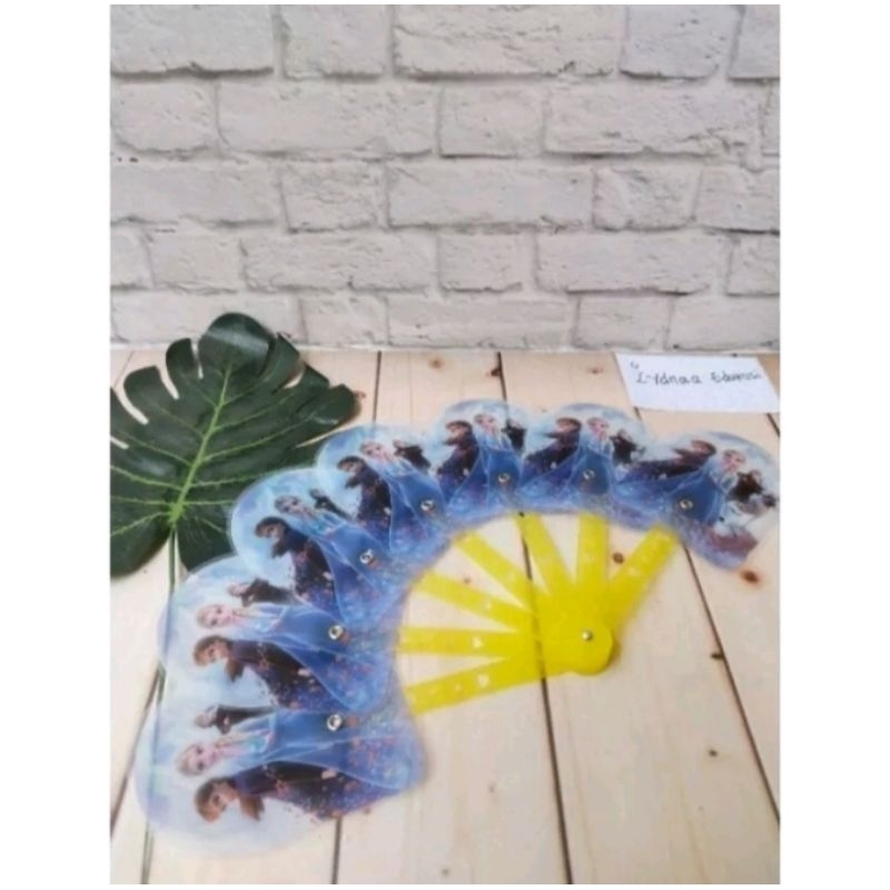 Kipas Mini Isi 7 Kipas Manual Kipas Tangan