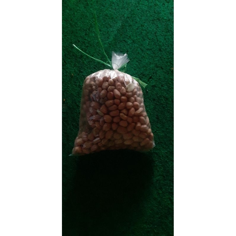

Kacang tanah 1/4 kg