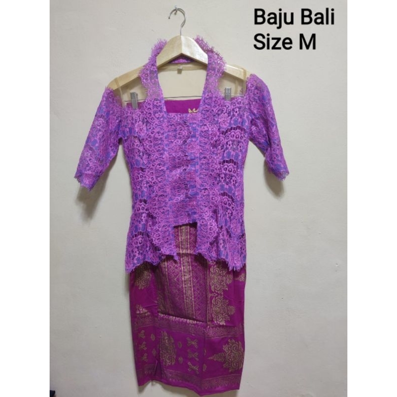 Kebaya Bali / Kebaya Modis / Baju Kebaya / Kebaya Brukat / Kebaya Cantik /Atasan Tradisional / Baju 