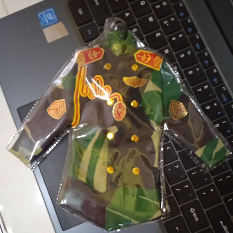 Gantungan minuatur baju taruna Akmil Loreng