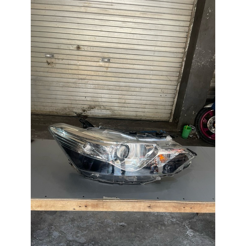 Headlamp vios gen3 hid kanan original