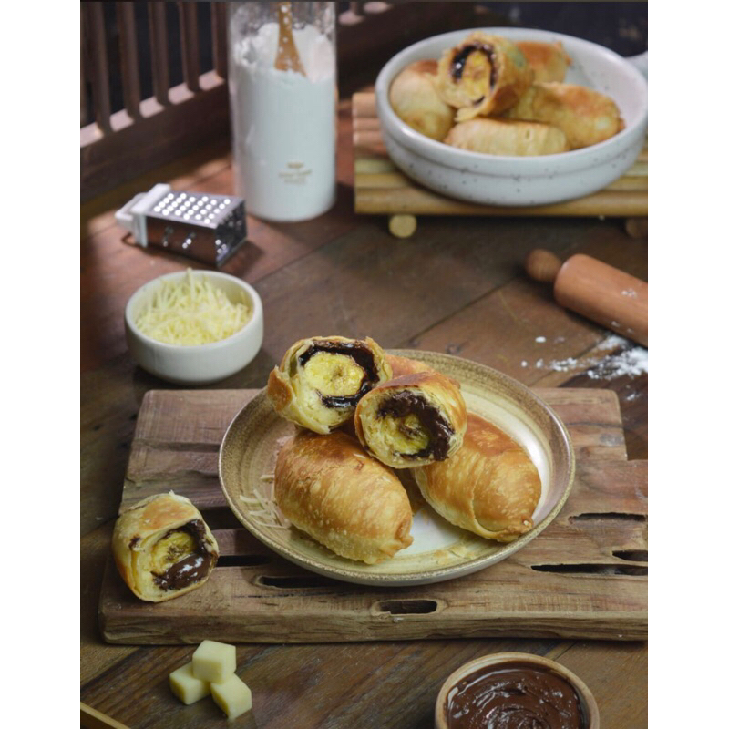 

Molen Jumbo Coklat Keju Premium