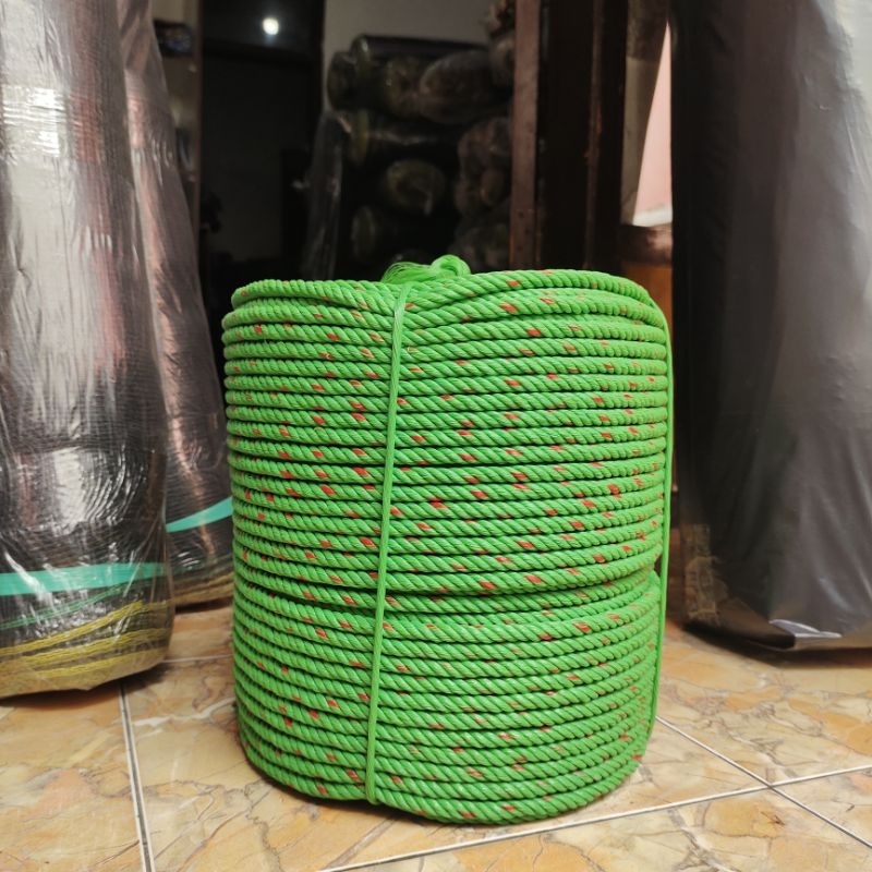 

Tali tambang 8 mm PE 1 rol berat ± 6 kg