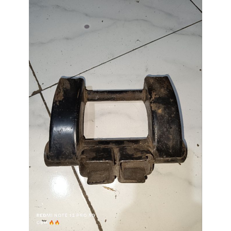 dudukan mesin spin 125 engine mounting spin 125 ori lepasan