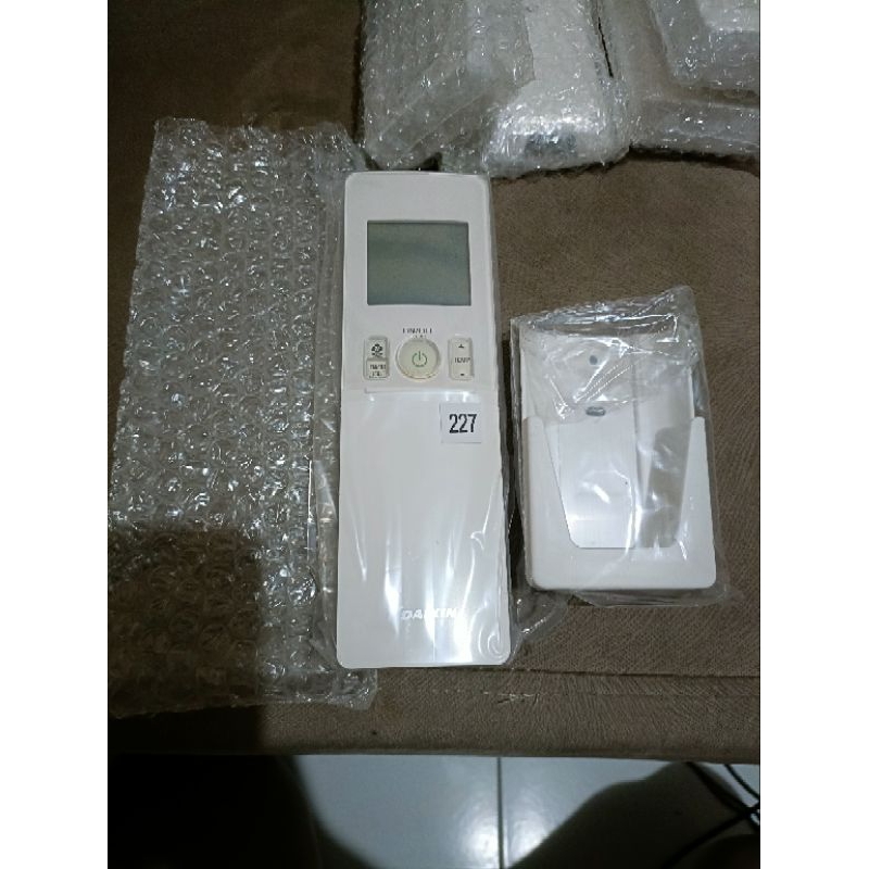 Remot AC Daikin Inverter Original