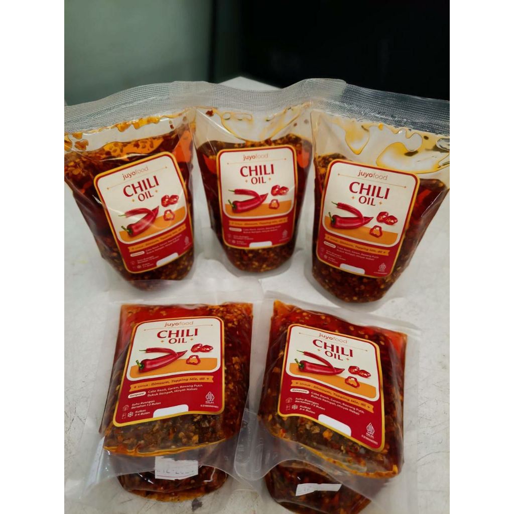 

CHILI OIL MINYAK CABAI 250 GRAM HALAL