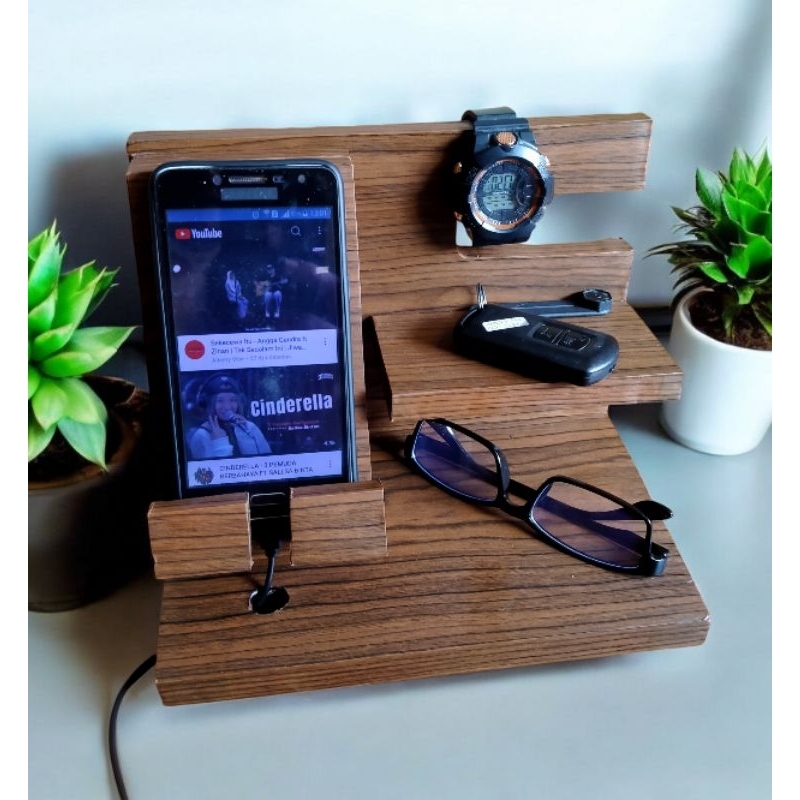 docking hp station motif kayu