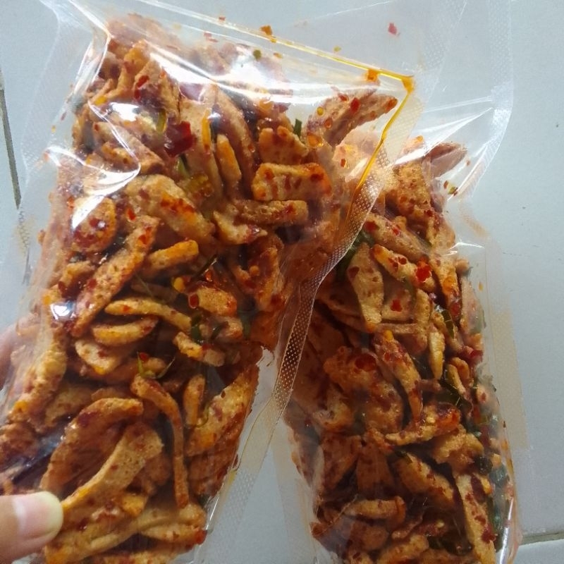 

Basreng kriuk pedas daun jeruk