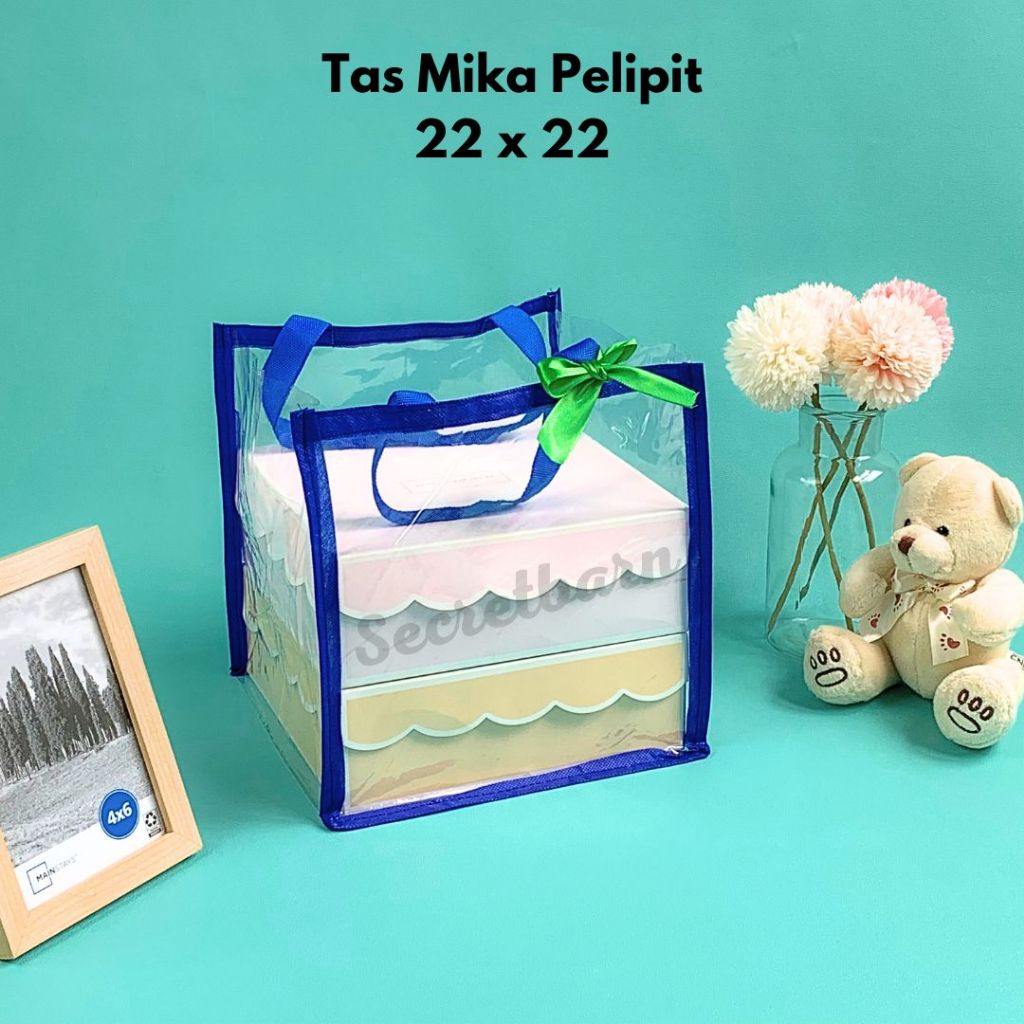 

Tas mika PLIPIT bening 22 x 22 untuk kotak nasi / Goodie bag Souvenir Hampers Transparan Hajatan box kue