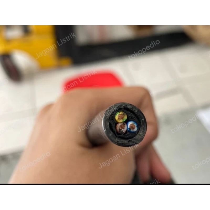 Kabel Listrik Hitam Kawat NYY 3x1.5 mm2 Supreme ( Ecer ) NYY 3 x 1.5 mm2 Tunggal Tembaga 0.6/1 (1.2K