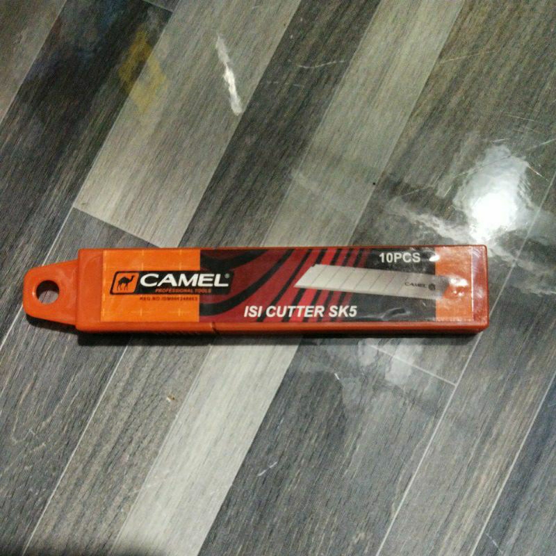

ISI CUTTER / PISAU CUTTER REFIL CAMEL 1PAK ISI 10PCS