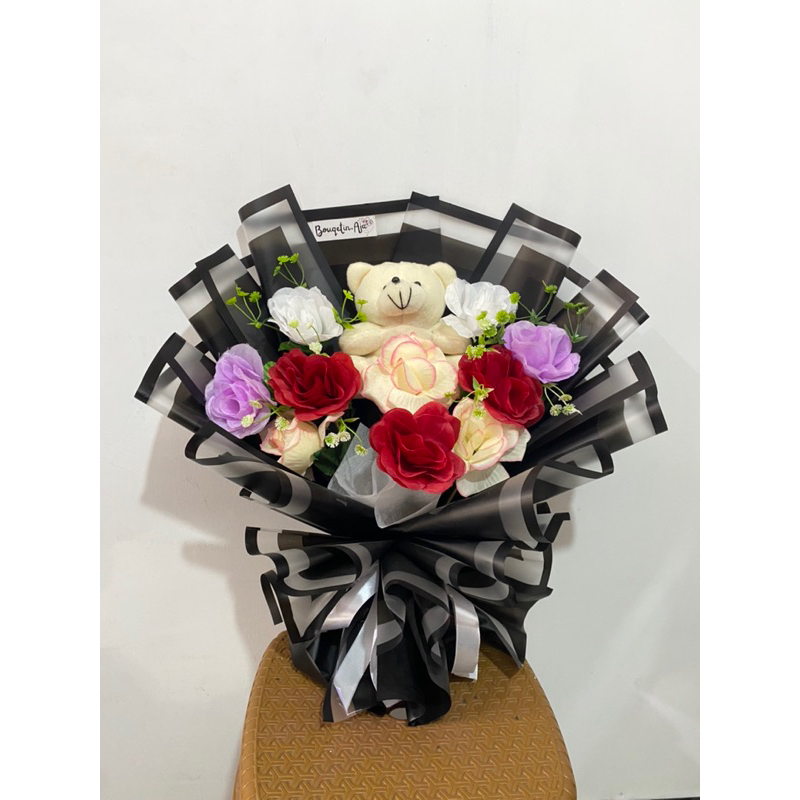 

Bouqet boneka Bandung TERMURAH READY SIAP KIRIM INSTANT | buket snack | buket uang | buket boneka bandung