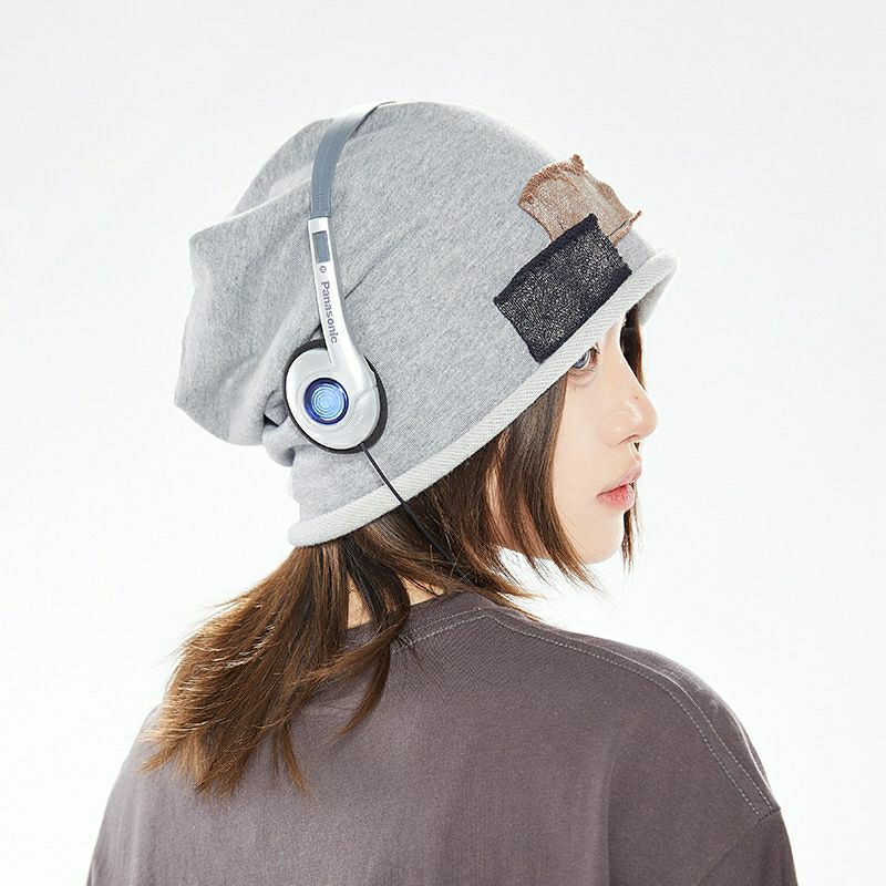 super vintage headphone Y2K style bass headphone