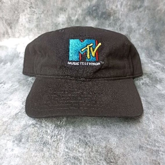 MTV Throwback Style Embroidered Logo Cotton Adjustable Baseball Cap with Curved Brim Black