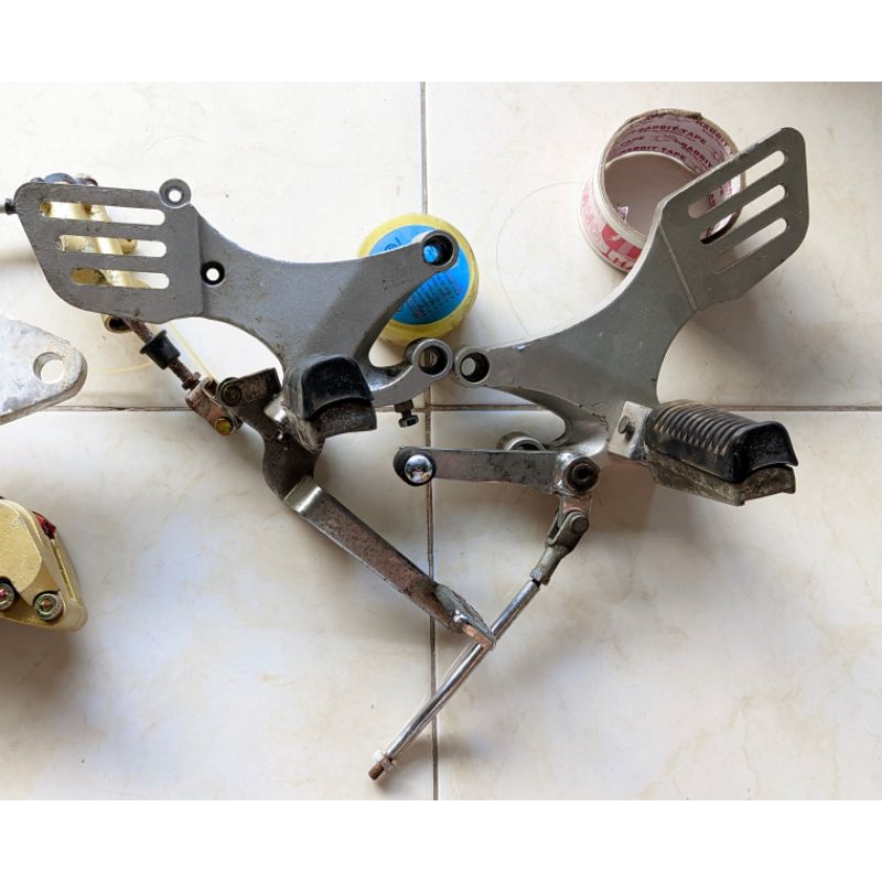 footstep depan ninja RR R postep depan ninja R footstep depan tiger postep depan tiger revo bustep d